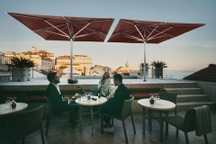Sonnenschirm_die Gastronomie wäre ohne den bewährten Sonnenschirm kaum vorstellbar_Glatz
